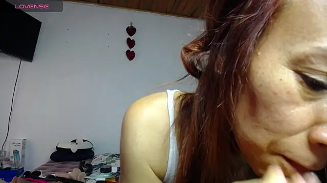 Snapshot of cristin_doll_ chatting on 20, 2, 2025 cristin doll online show from 20, 2, 2025