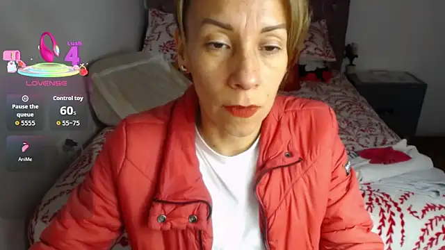 Snapshot of cristin_doll_ chatting on 8, 9, 2025 cristin doll online show from 8, 9, 2025