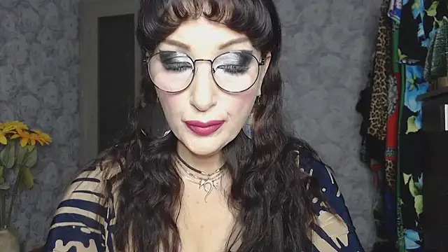 Aziza1 online show from 8, 10, 2025