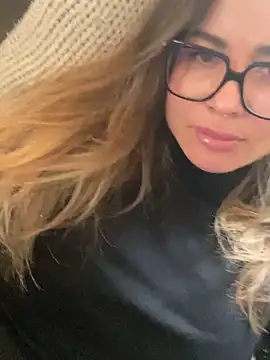 Snapshot of Etwas_neugierig chatting on 30, 12, 2024 Etwas neugierig online show from 30, 12, 2024