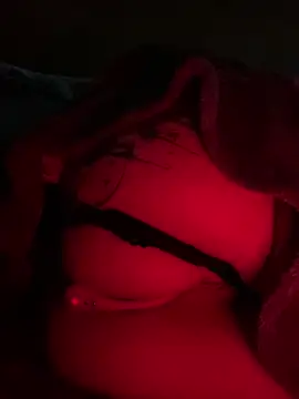 Snapshot of Etwas_neugierig chatting on 24, 2, 2025 Etwas neugierig online show from 24, 2, 2025