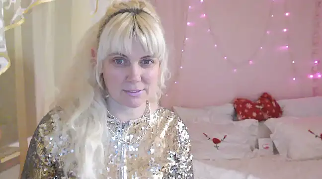 SunnySylvia online show from 27, 1, 2025