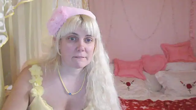 SunnySylvia online show from 31, 1, 2025