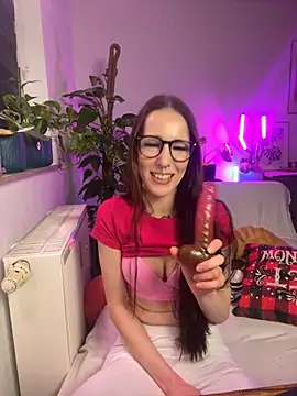 Trixie-Tainted online show from 28, 12, 2024