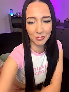 Trixie-Tainted online show from 20, 11, 2025