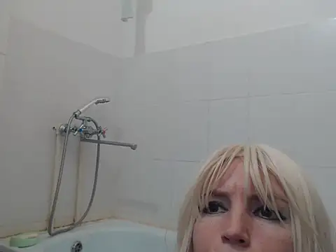 mimimi28 online show from 6, 12, 2024