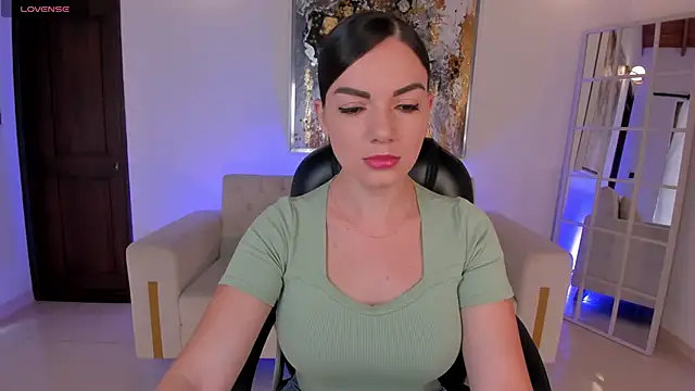 Snapshot of MorganHicks chatting on 25, 11, 2025 MorganHicks online show from 25, 11, 2025