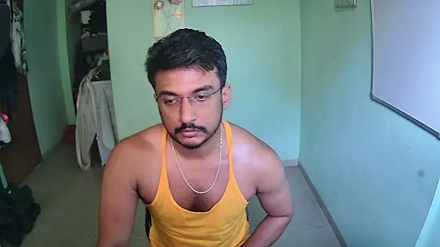 Snapshot of daringcutie chatting on 17, 10, 2025 daringcutie online show from 17, 10, 2025