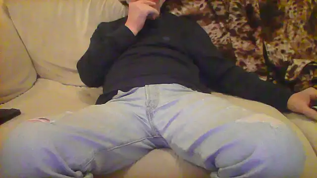 Snapshot of CastTaurus chatting on 2, 12, 2025 CastTaurus online show from 2, 12, 2025