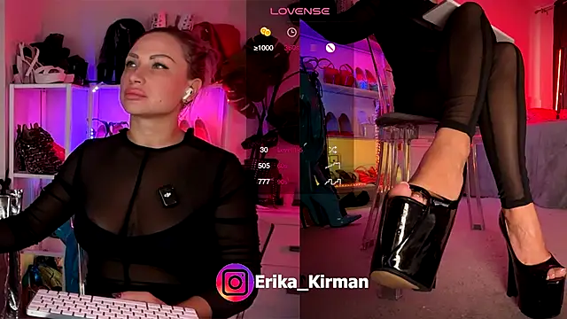 Erika Kirman online show from 26, 10, 2025