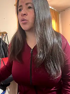 latinfemale online show from 23, 10, 2025