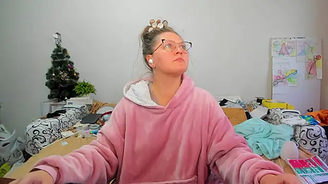 Snapshot of IamYourNarcotic chatting on 5, 2, 2026 IamYourNarcotic online show from 5, 2, 2026