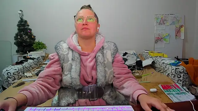 Snapshot of IamYourNarcotic chatting on 8, 2, 2026 IamYourNarcotic online show from 8, 2, 2026