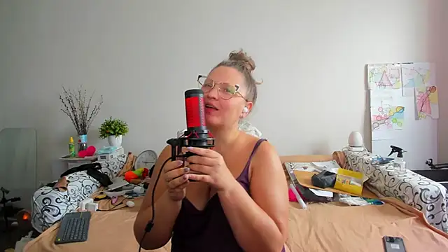 Snapshot of IamYourNarcotic chatting on 24, 2, 2026 IamYourNarcotic online show from 24, 2, 2026