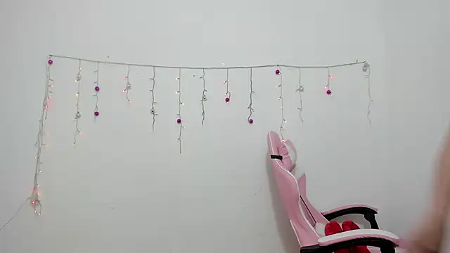 Snapshot of Anal_Milky_Momma chatting on 4, 12, 2024 Anal Milky Momma online show from 4, 12, 2024