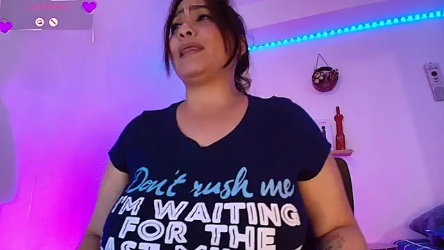 JuliRamirez online show from 5, 12, 2024