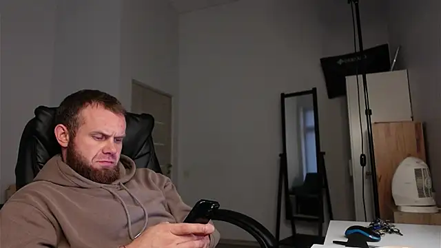 Tommy Burnz online show from 17, 12, 2025