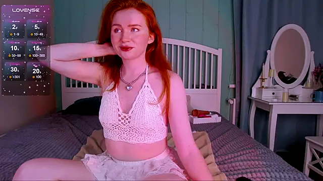 Snapshot of GingerArin chatting on 22, 10, 2025 GingerArin online show from 22, 10, 2025