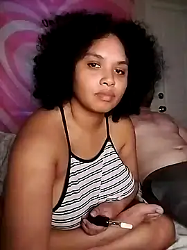 Snapshot of TasteeKitty chatting on 24, 2, 2025 TasteeKitty online show from 24, 2, 2025