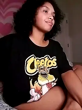 Snapshot of TasteeKitty chatting on 12, 11, 2025 TasteeKitty online show from 12, 11, 2025