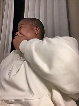 Muskthickgirl online show from 18, 11, 2025