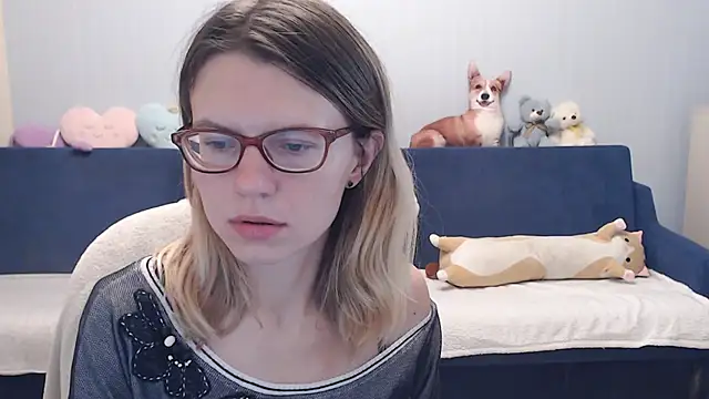 night is dark online show from 24, 10, 2025