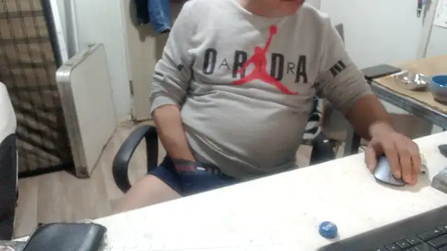 Snapshot of LiONTURK chatting on 8, 3, 2026 LiONTURK online show from 8, 3, 2026