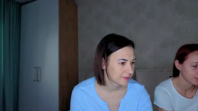 sweeetgirls2021 online show from 1, 12, 2025