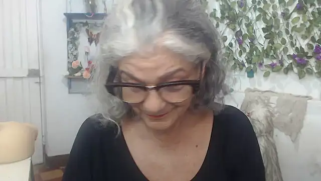 FunnyGrandma online show from 3, 12, 2024