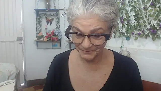 FunnyGrandma online show from 5, 12, 2024