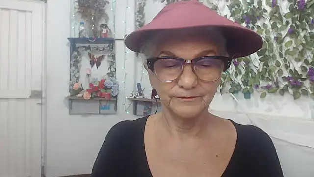 FunnyGrandma online show from 9, 12, 2024