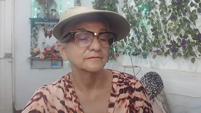 FunnyGrandma online show from 11, 12, 2024
