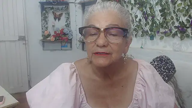 FunnyGrandma online show from 12, 12, 2024