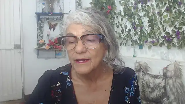 FunnyGrandma online show from 15, 12, 2024