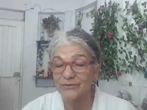 FunnyGrandma online show from 2, 2, 2025