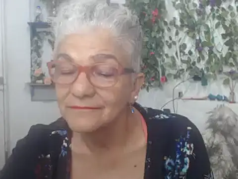 FunnyGrandma online show from 8, 2, 2025