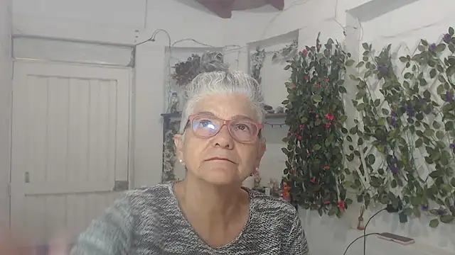 FunnyGrandma online show from 14, 2, 2025