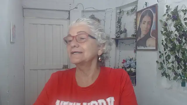 FunnyGrandma online show from 19, 9, 2025