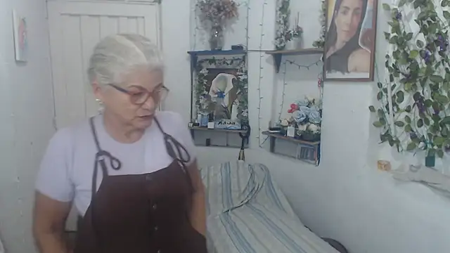 FunnyGrandma online show from 21, 9, 2025
