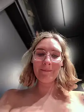 The Snowwhitee online show from 20, 12, 2024