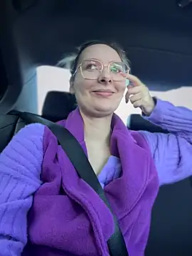 The Snowwhitee online show from 16, 3, 2025