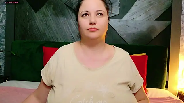 AleshaArabian online show from 9, 1, 2025