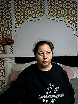 Snapshot of AleshaArabian chatting on 27, 10, 2025 AleshaArabian online show from 27, 10, 2025