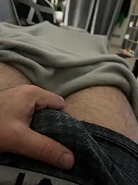 Snapshot of _Inchiodo_ chatting on 19, 2, 2025  Inchiodo  online show from 19, 2, 2025