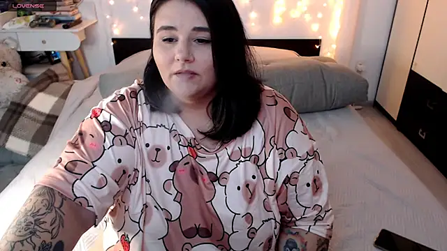 naughtykiss online show from 10, 9, 2025