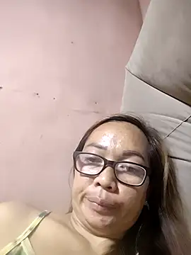 asianwet4u online show from 5, 12, 2025