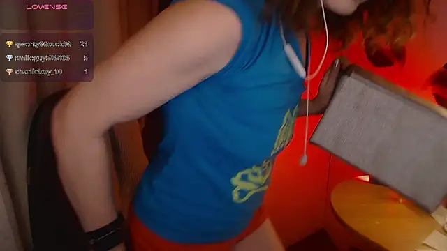 JohansonKatie online show from 6, 1, 2025