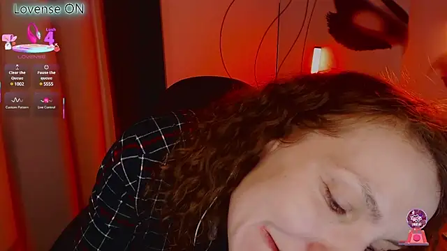 JohansonKatie online show from 20, 3, 2025