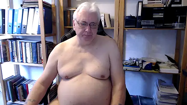 SchwanzhureXXL online show from 20, 3, 2026