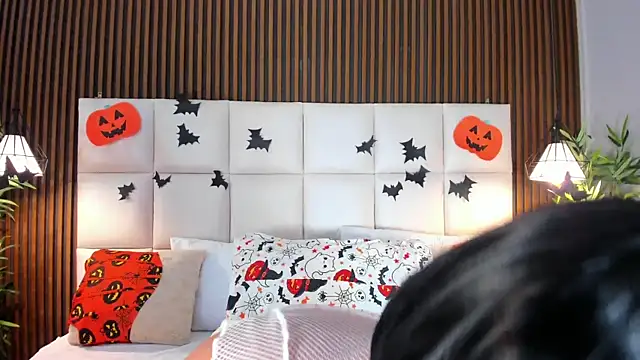 naughty flower18 online show from 24, 10, 2025